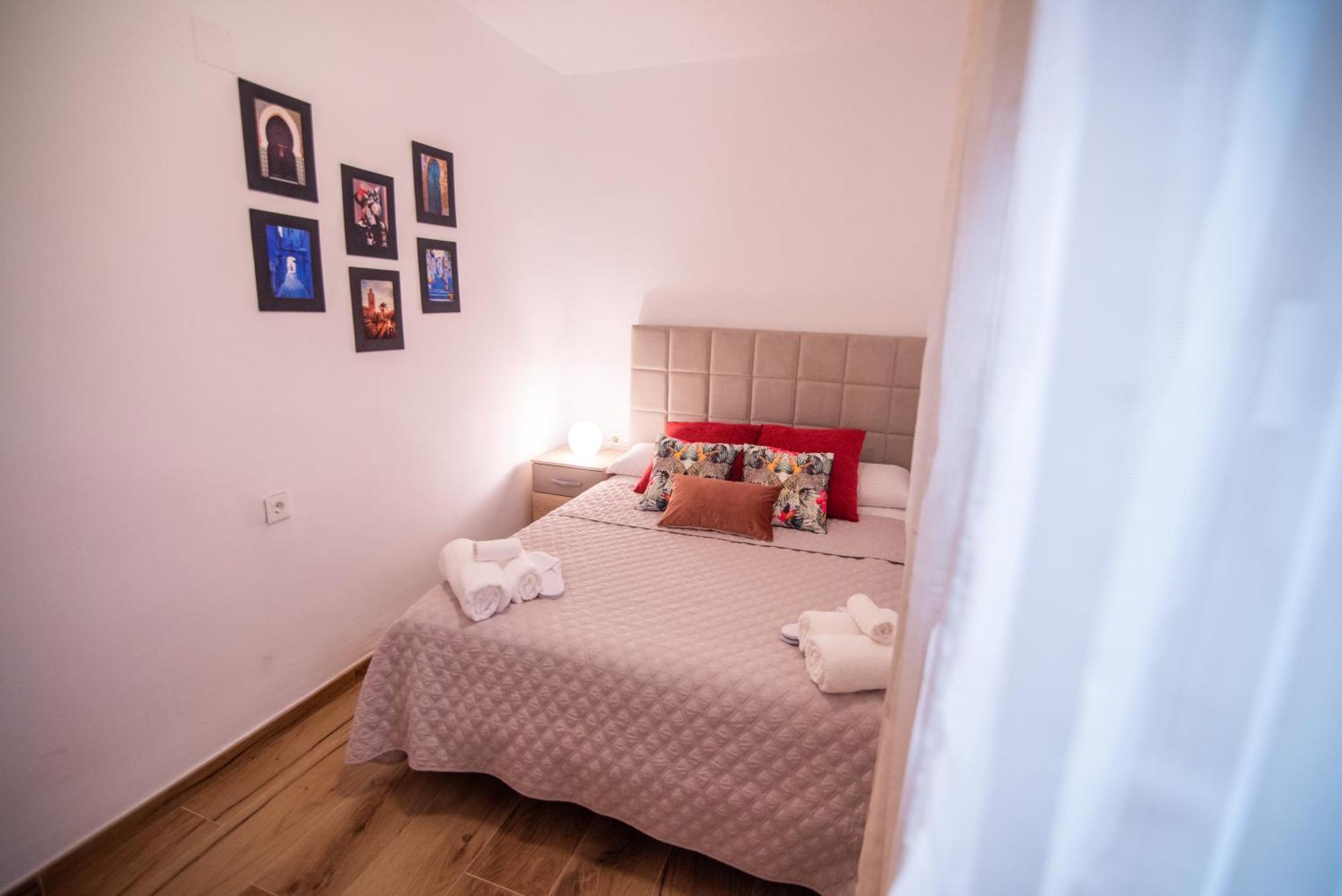 Naisa Apartamento Turistico Вилена Екстериор снимка